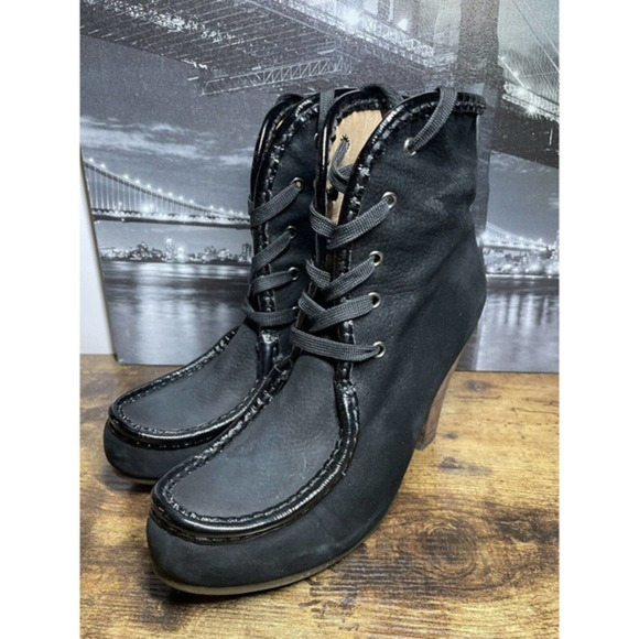 Rizzie On the‎ Way Suede Boot Platform Black Size 240 / 1.5 US 7.5 - Picture 1 of 9